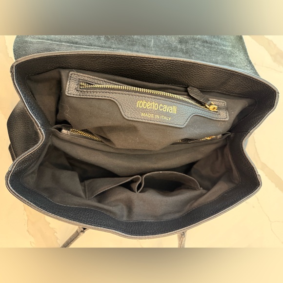 Roberto Cavalli Black Pebbled Leather Shoulder Bag - Picture 11 of 12